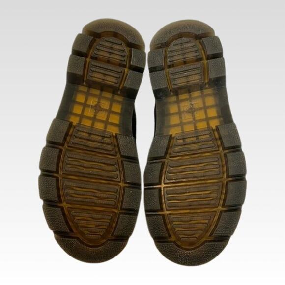 DR. MARTENS AIR WAIR Combs Wyoming Sherpa Fur Laced Womens Boots Sz 9. Great! - Picture 2 of 8